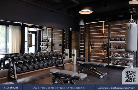 1 Bedroom West Loop Apartment