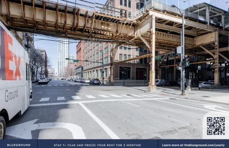 1 Bedroom West Loop Apartment