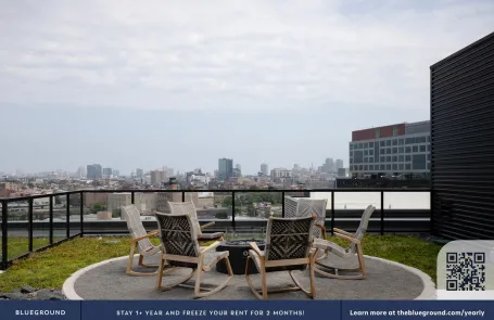 1 Bedroom West Loop Apartment