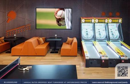 2 Bedroom South Loop Apartment