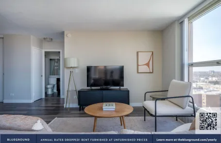 1 Bedroom Edgewater Apartment