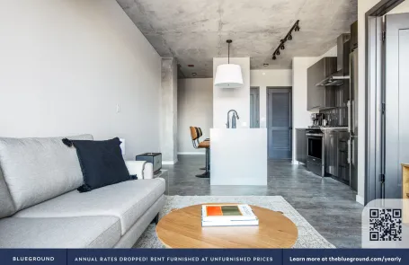 1 Bedroom West Loop Apartment