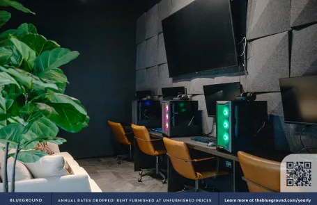 1 Bedroom West Loop Apartment