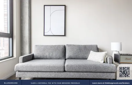 1 Bedroom West Loop Apartment