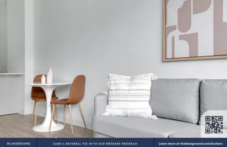 1 Bedroom West Loop Apartment