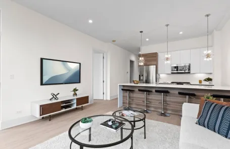 2 Bedroom Old Town Apartment