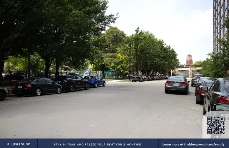 1 Bedroom West Loop Apartment