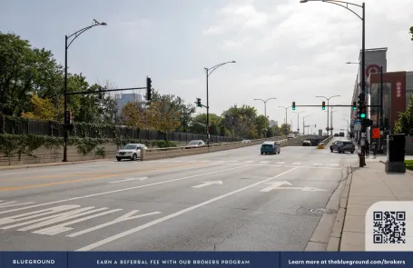 2 Bedroom South Loop Apartment