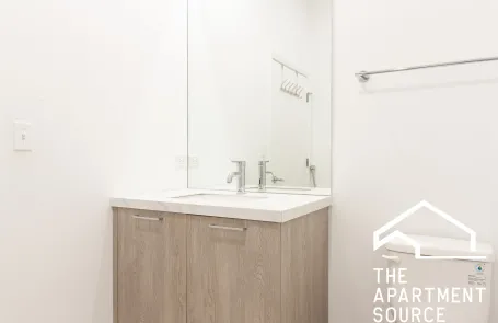 3 Bedroom Bronzeville Apartment