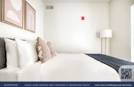 1 Bedroom Elmhurst Apartment