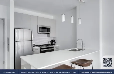 1 Bedroom West Loop Apartment