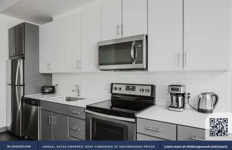 1 Bedroom Chicago Loop Apartment