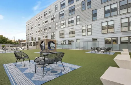 1 Bedroom Logan Square Apartment