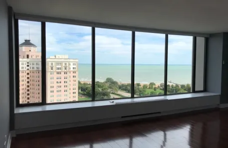 Studio Edgewater Condo