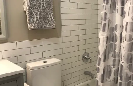 Studio Edgewater Condo