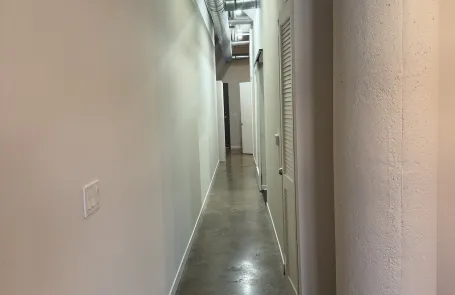 2 Bedroom West Loop Apartment