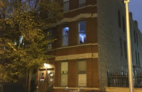 1 Bedroom West Loop Apartment