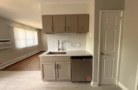 2 Bedroom West Ridge Apartment