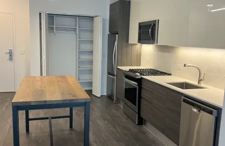 Studio River North Apartment