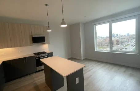 1 Bedroom Noble Square Apartment