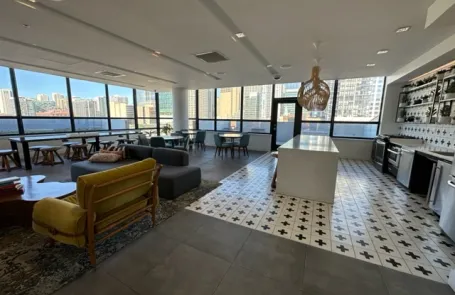 Studio West Loop Apartment
