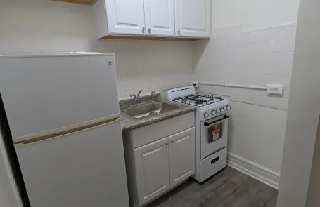 Studio Ravenswood Apartment