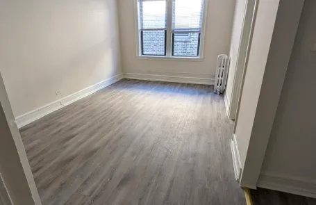 Studio Ravenswood Apartment