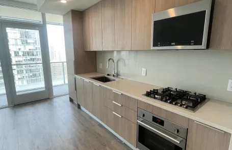 1 Bedroom Old Town Apartment