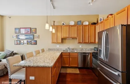 2 Bedroom South Loop Apartment