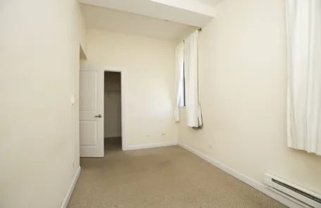 1 Bedroom Uptown Apartment