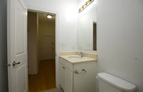 1 Bedroom Uptown Apartment