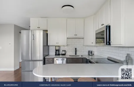 1 Bedroom Edgewater Apartment