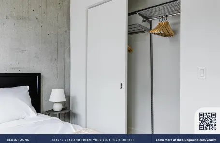 2 Bedroom West Loop Apartment