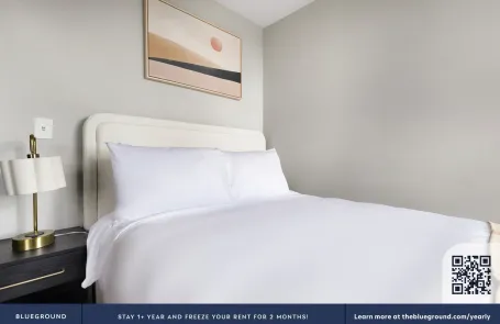 1 Bedroom West Loop Apartment