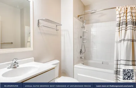 1 Bedroom Chicago Loop Apartment