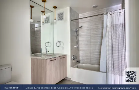 1 Bedroom West Loop Apartment