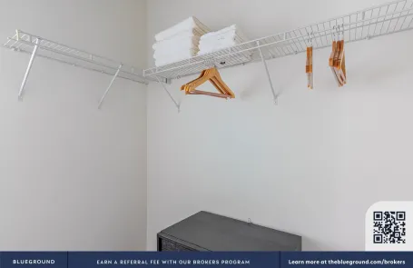 2 Bedroom West Loop Apartment