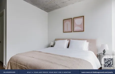 2 Bedroom West Loop Apartment