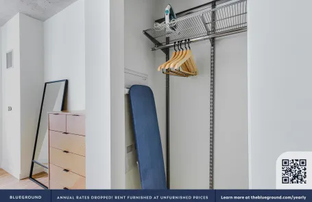 2 Bedroom West Loop Apartment