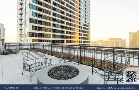 1 Bedroom Chicago Loop Apartment