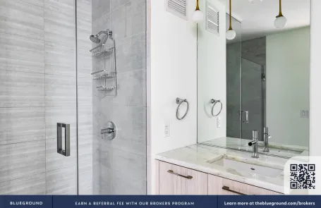 2 Bedroom West Loop Apartment