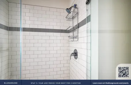 2 Bedroom West Loop Apartment