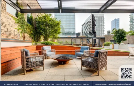 2 Bedroom West Loop Apartment