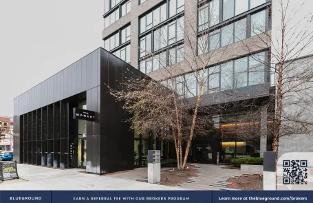 2 Bedroom West Loop Apartment