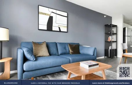 1 Bedroom West Loop Apartment
