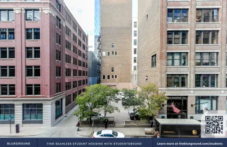 2 Bedroom West Loop Apartment