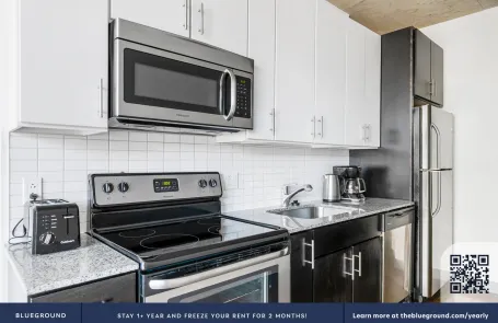 Studio West Loop Apartment