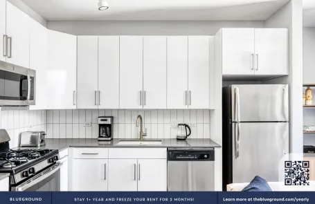 1 Bedroom Chicago Loop Apartment