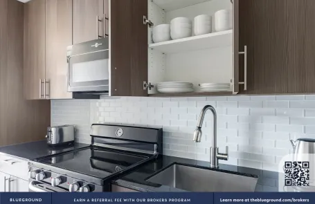 1 Bedroom Old Town Apartment