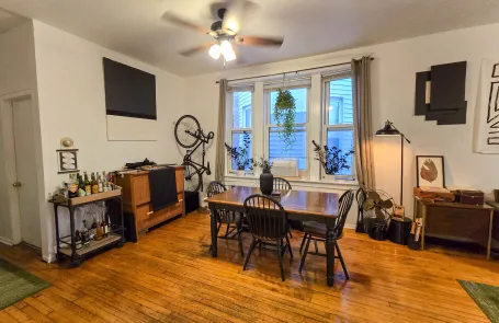 2 Bedroom Humboldt Park Apartment